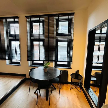 Cosy Station * לייז'